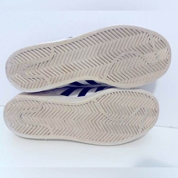 Adidas Superstar White and Black Sneakers - 4.5 - Picture 9 of 11